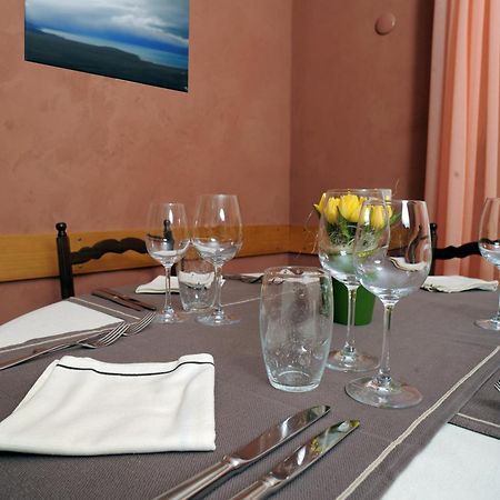 Hotel De La Gare Yvonand ภายนอก รูปภาพ