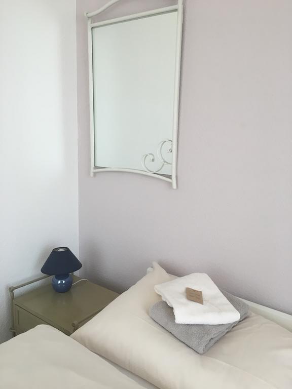 Hotel De La Gare Yvonand ภายนอก รูปภาพ